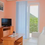 Lägenhet Comfort Jazina *